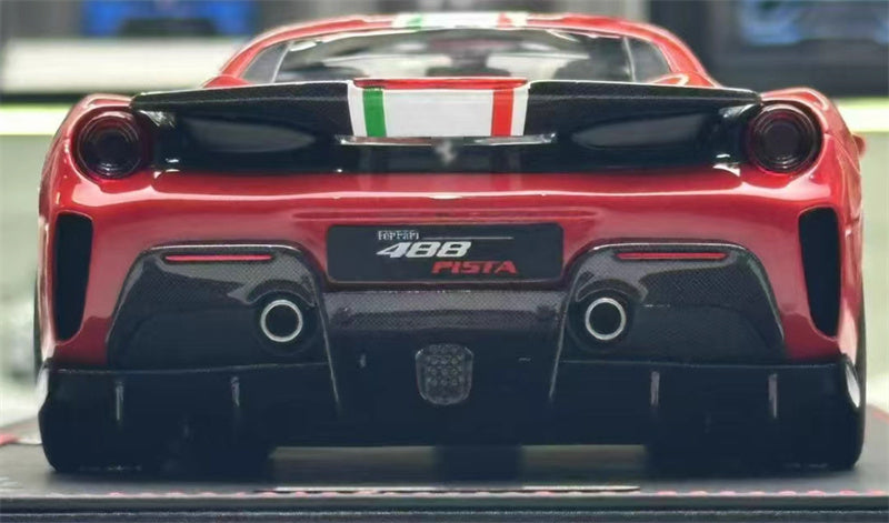 BBR MODELS Ferrari 488 pista Rosso Corsa 322 met Leather base Limited Edition 18PCS ONLY 1:18 Car Pre-built Model view7