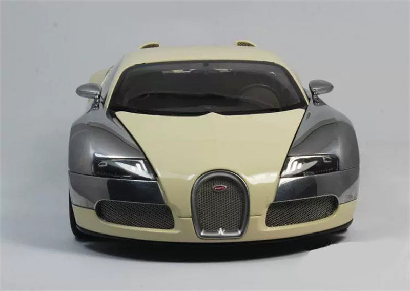 AUTOART Bugatti Veyron Ledition Centenaire Racing Cream White Silver Plated 1/18 DIECAST car