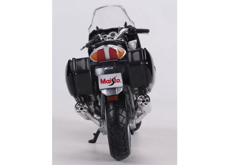 1:18 Yamaha FJR 1300 2006 Black/White  Maisto  Diecast Motorcycle Model