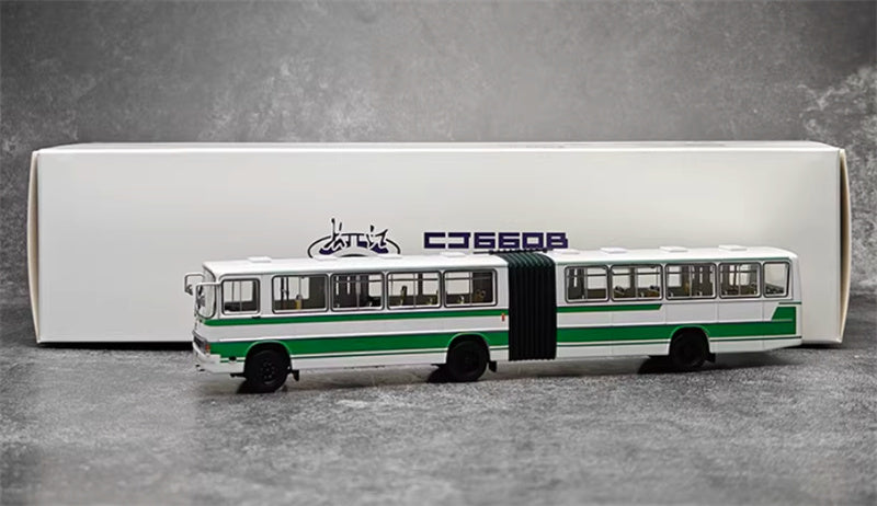 YAN BI DA Yangtze River CJ660B articulated bus greenish white 1:64 Car Pre-built Model view7
