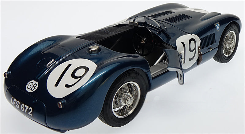 CMC Jaguar C-type Goodwood Member's Meeting 1954 Jimmy #19 Blue Limited Edition 1500PCS ONLY 1:18 Car Pre-built Model view5