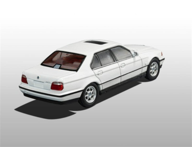 1:64 BMW 7 Series E38 740iL White DCM DIECAST Limited Edition 500pcs ONLY Model