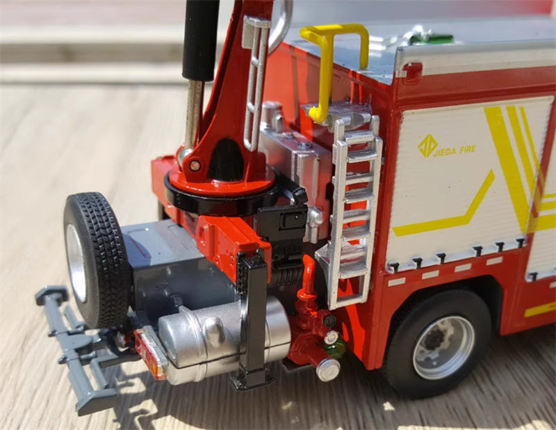 JIEDA Man Urban Main Battle Fire Truck Red 1:43 Truck Pre-built Model