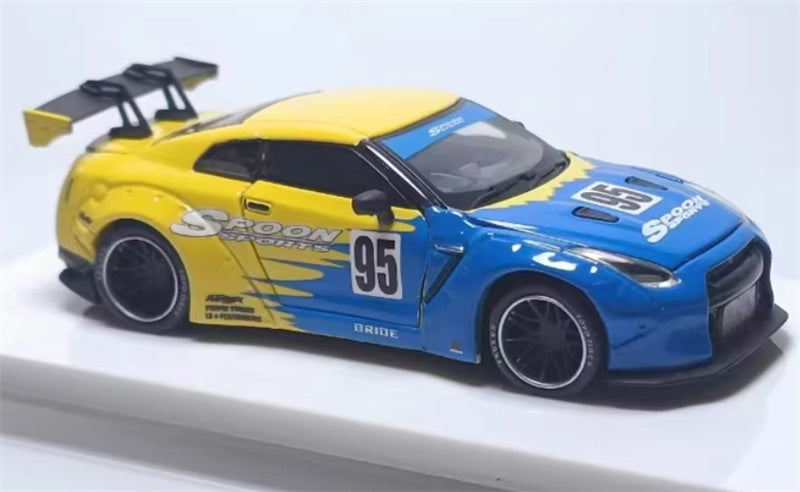 Oldtime Model Nissan GTR R35 LB PERFORMANCE wide body modification Spoon 95# coating 1:64 Car Pre-built Airliner Model Display view5
