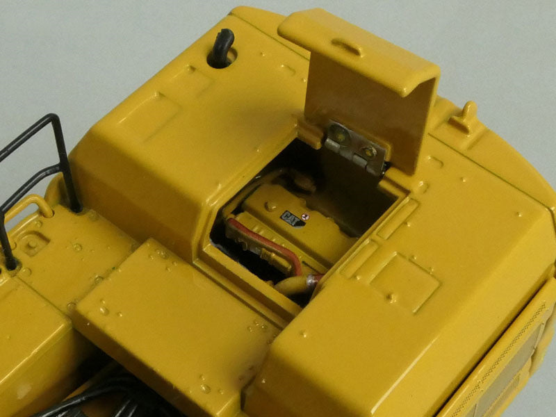 CATERPILLAR  352UHD Ultra High Demolition Hydraulic Excavator 1:50 DIECAST Truck Lorry