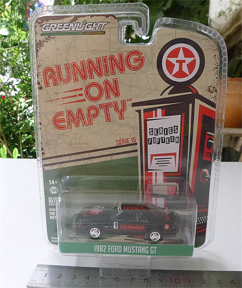 Greenlight d Mustang GT TEXACO Racing 1982 1:64 Car Pre-built Model