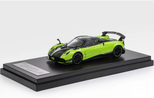 1:64 Pagani Huayra Roadster BC LCD Green Diecast Model view1