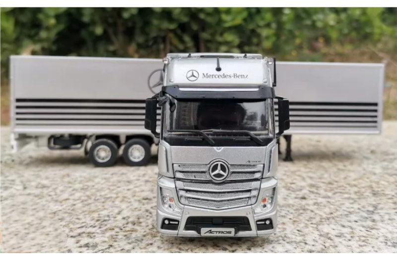 Mercedes ACTROS Shipping Container Truck Original factory silver 1
