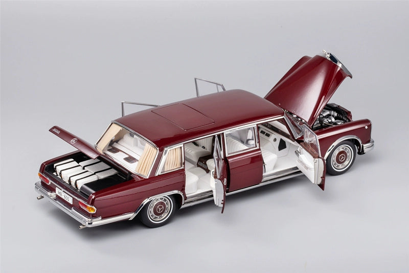 KengFai Mercedes Benz S600 Pullman Classic Car Pearlescent red 1:18 DIECAST CAR