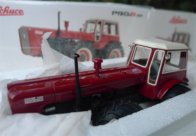 SCHUCO Steyr 1300 tractor wine red 1:32 Truck Pre-built Model
