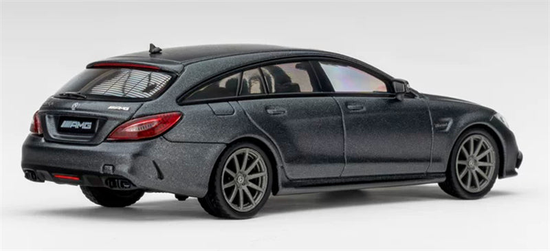 1:64 Mercedes-Benz AMG CLS 63 metallic green KING MODEL Shooting Brake Limited Edition 999PCS ONLY DIECAST Civil Car Model