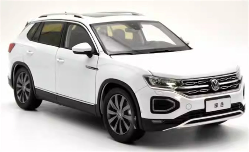 FAW Volkswagen VW TAYRON SUV white 1:18 Car Pre-built Model view5