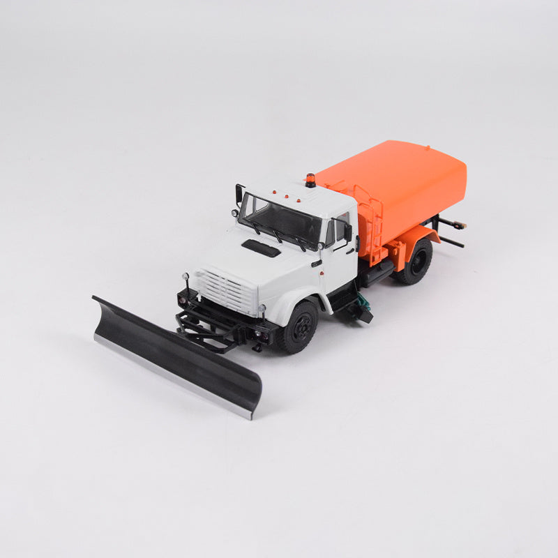 Modimio Soviet Zil KO-829A (4333) snow shoveling sprinkler 1:43 Truck Pre-built Model