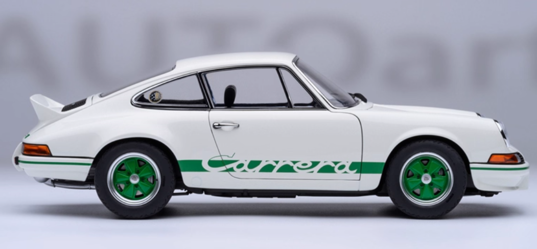 AUTOART Porsche 911 CARRERA 2.7 RS White 1:18 Car Pre-built Model view4