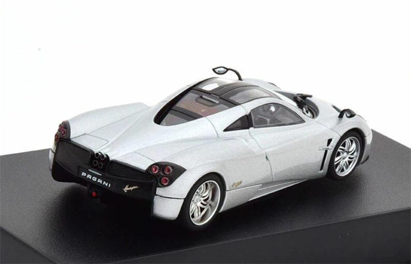 AUTOART Pagani Huayra 2011 sports car silver 1:43 Car Pre-built Model view2