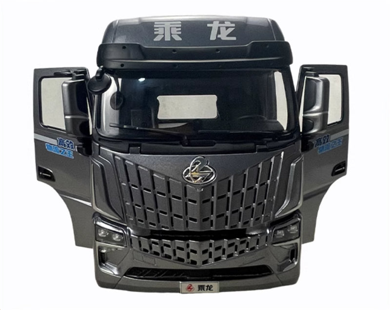 Dongfeng Chenglong HK tractor grey 1:24 Truck Pre-built Model