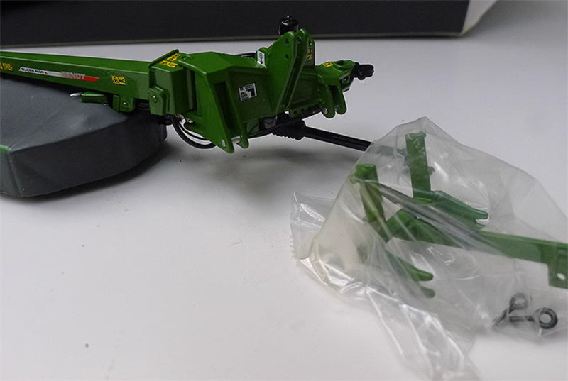 Marge Models Fendt Slicer 4080 TL mower 1:32 Truck Accessories Pre-built Model