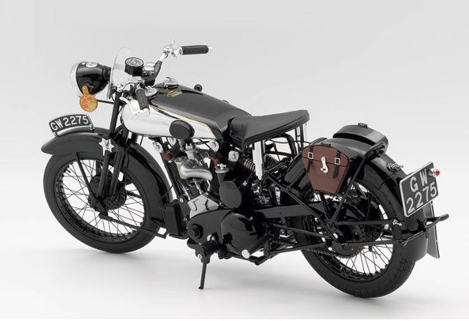 MINICHAMPS Brough Superior SS 100 Lawrence 1932 1:6 motorcycle Pre-a Model
