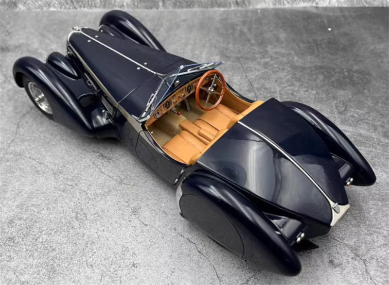 CMC BUGATTI 57SC CORSICA ROADSTER 1938 1:18 Car Pre-built Model view5