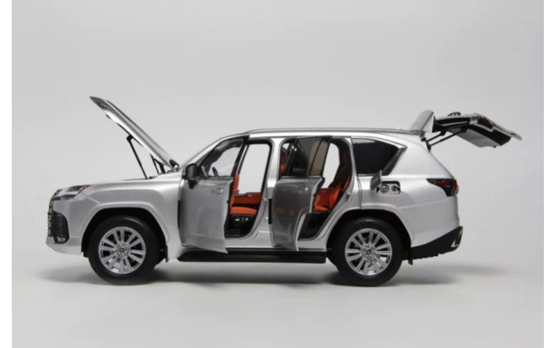 1:18 Lexus LX600 Silver LCD MODELS DIECAST Truck Model