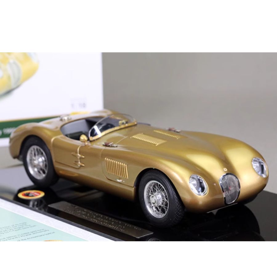 CMC Jaguar C-Type 1952 25th Anniversary Edition golden Limited Edition 1:18 DIECAST Car