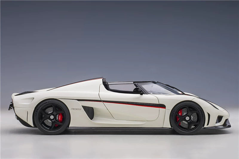AUTOART KOENIGSEGG REGERA Car white 1:18 Resin car