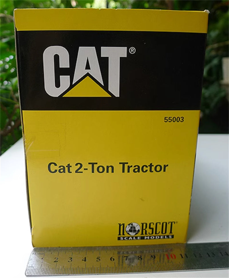 Norscot cat 2-TON tracked classical agricultural tractor Light gray 1:16 Truck Pre-built Model
