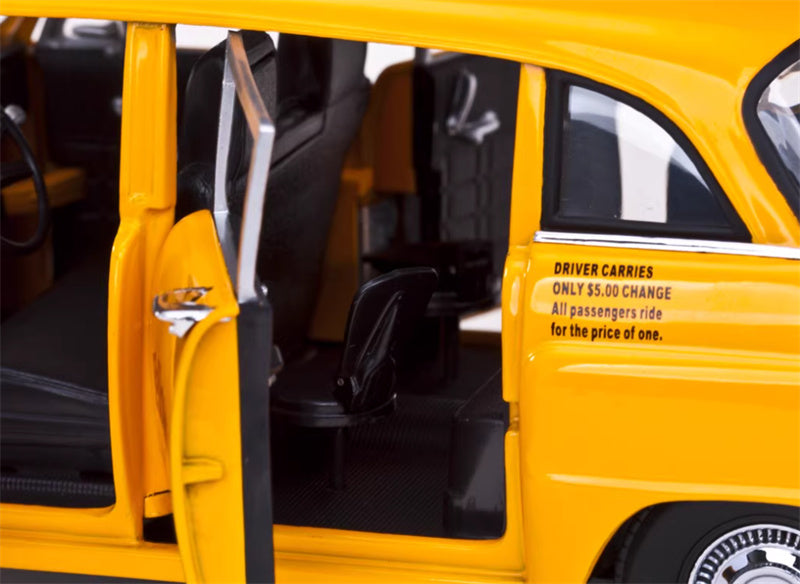 Sun Star 1981 Checker A11 New York Taxi Las Angeles Yellow 1:18 Car Pre-built Model view6
