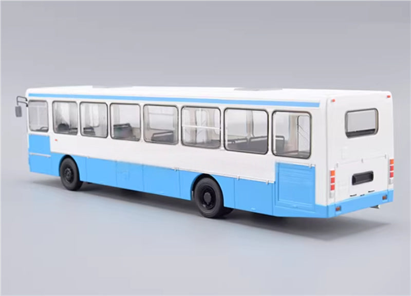 Modimio Russia MARZ-52661 City Commuter bus 1:43 Bus Pre-built Airliner Model Display view2