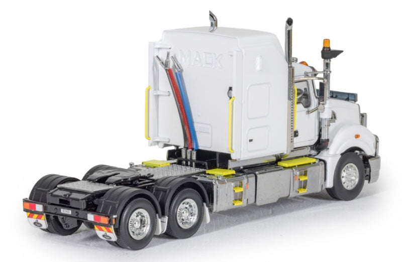 1:50 Mack  Superliner Australian Army Drake   Diecast Model