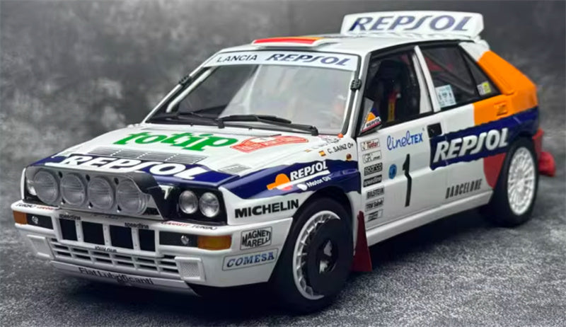 Kyosho Lancia Delta HF Integrale sainz 1993 Monte Carlo #1 totip REPJOL CunelTex MICHELIN MHAGNET MARELL COMESA BARCELONE 1:18 Car Pre-built Model view1
