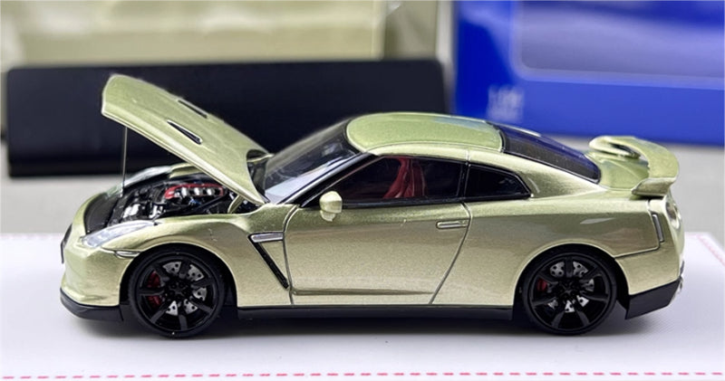 Focal Horizon Nissan GT-R R35 Emerald Green Limited Edition 999PCS ONLY 1:64 Car Pre-built Model view3