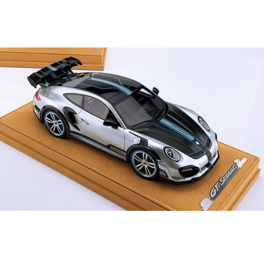 AutoBarn TechArt Porsche 911GTS Silver Limited Edition 1:18 DIECAST Car