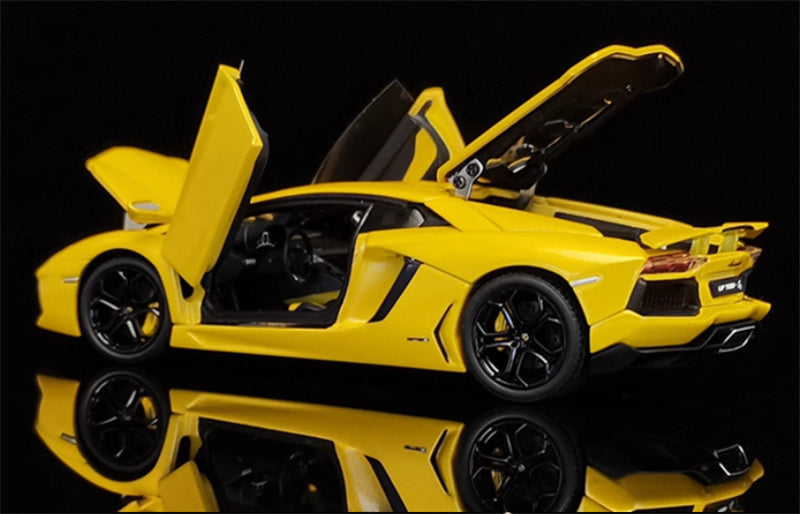 AUTOART Lamborghini Aventador LP700-4 GIALLO ORION 1:43 Car Pre-built Model view5