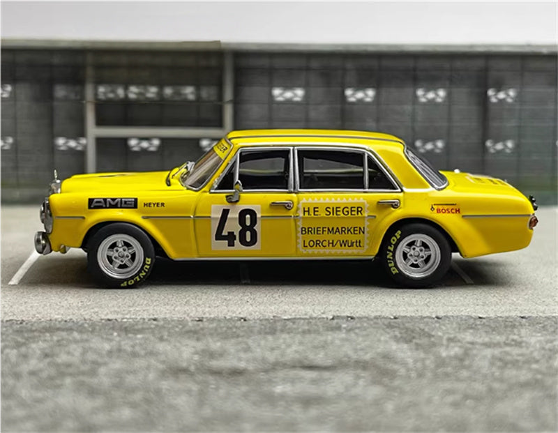 Liberty 64 Mercedes Benz 300SEL AMG W109 Yellow Pig 48# Limited Edition 999PCS ONLY 1:64 Car Pre-built Airliner Model Display view2