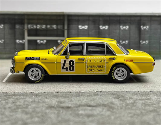Liberty 64 Mercedes Benz 300SEL AMG W109 Yellow Pig 48# Limited Edition 999PCS ONLY 1:64 Car Pre-built Airliner Model Display view2