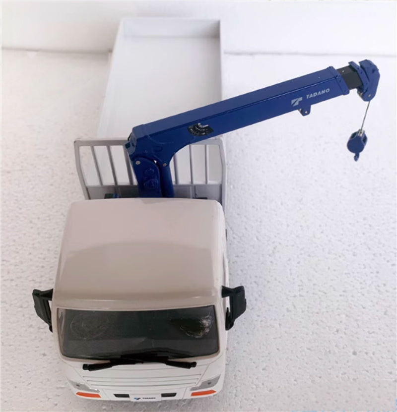 TADANO CARGO CRANE Zest ze360 Limited Edition 1:32 Truck Pre-built Model