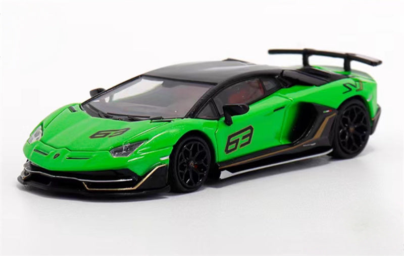 MAXWELL Lamborghini Aventador SVJ 63 Roadster Green hardtop 1:64 Car Pre-built Model view1
