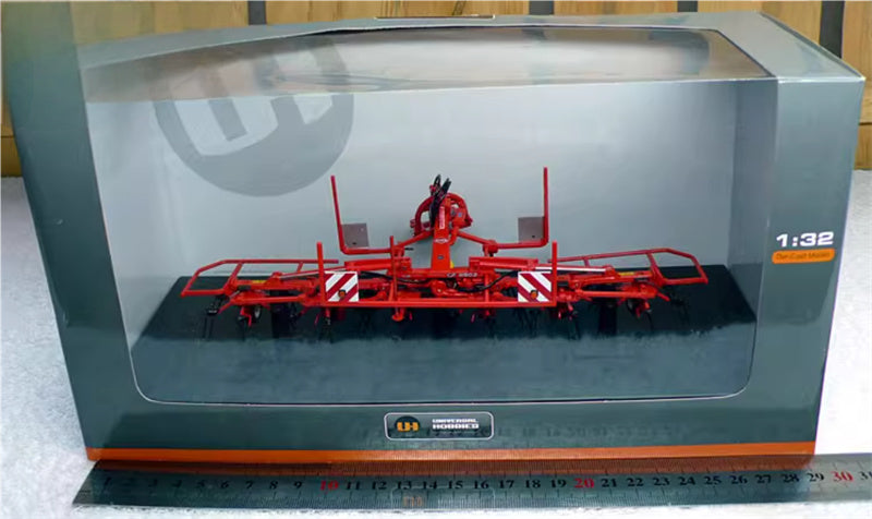 Universal Hobbies Kuhn GF 6502 agricultural tractor trailer Red 1:32 ACCESSORIES Pre-built Model