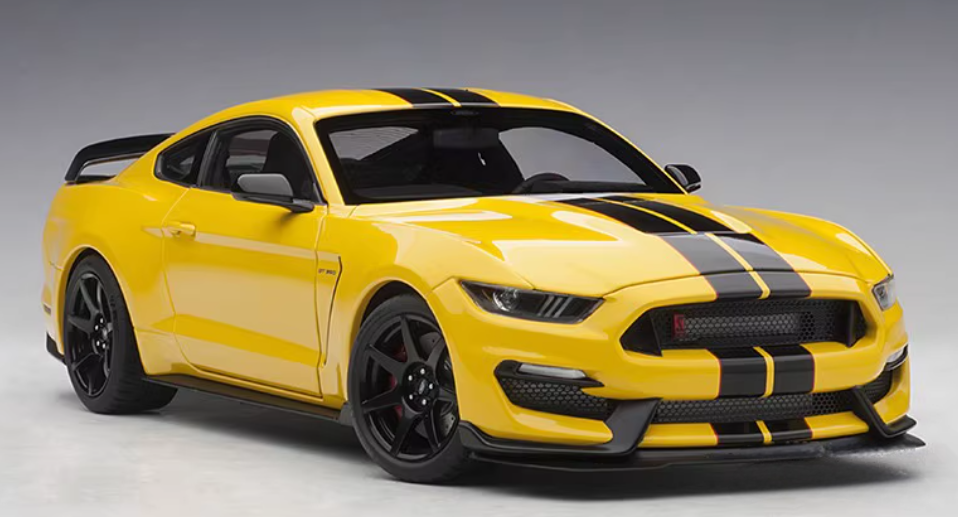 AUTOART Ford GT350R Mustang Yellow 1:18 Car Pre-built Model view4
