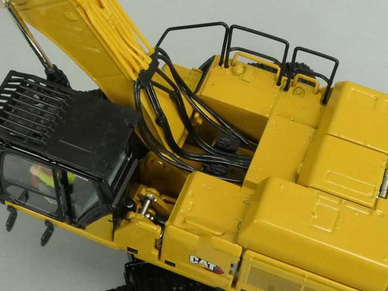 CATERPILLAR  352UHD Ultra High Demolition Hydraulic Excavator 1:50 DIECAST Truck Lorry