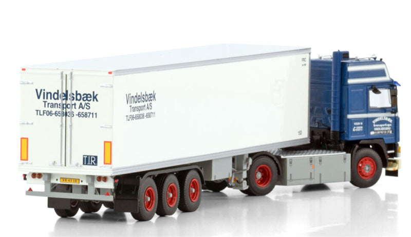 WSI VOLVO F12 GLOBETROTTER 4X2 CLASSIC REEFER TRAILER - 3 AXLE Vindelsbaek 1:50 Truck Pre-built Model