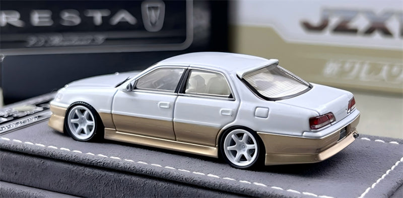 1:64 Toyota Cresta White/Gold 2-tone Mortal Model Limited Edition 1499PCS ONLY DIECAST Civil Car Model