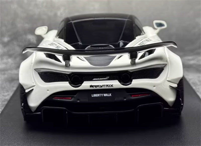 1:18 McLaren 720S LBWK Coupe  White  GT SPIRIT w/ display box Limited Edition Resin Car Model