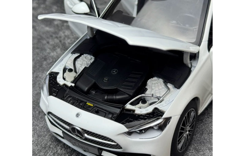 1:18 Mercedes-Benz C-Class C260 2025 NZG Pearlescent White Diecast Model view8