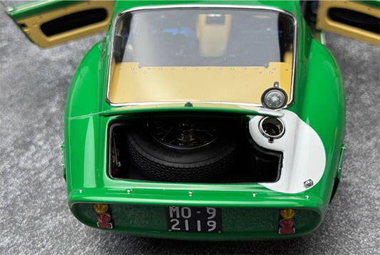 CMC Ferrari 250 GTO Silverstone 1963 #4491 (RHD) Piper #44 green Limited Edition 1:18 Car Pre-a Model