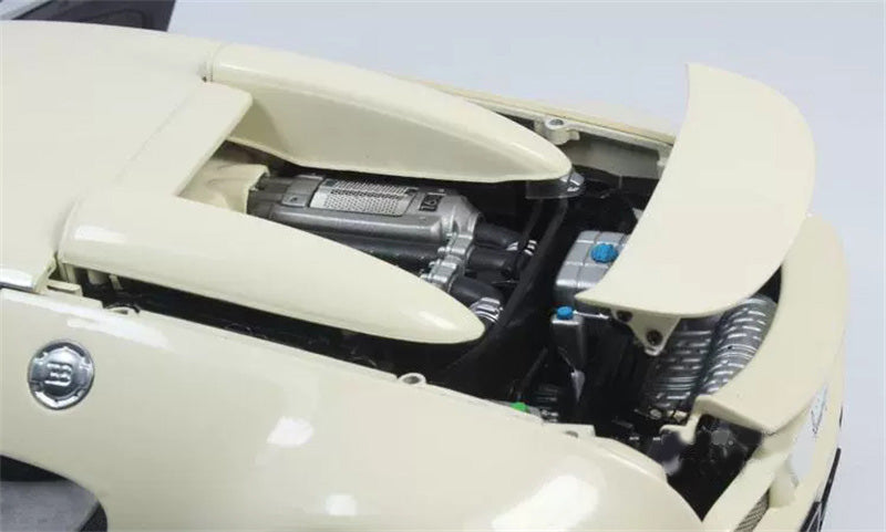 AUTOART Bugatti Veyron Ledition Centenaire Racing Cream White Silver Plated 1/18 DIECAST car