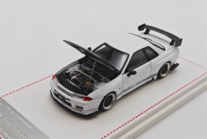 Focal Horizon Nissan Skyline GT-R R32 White Black Cover Limited Edition 699PCS ONLY 1:64 Car Pre-built Model view6