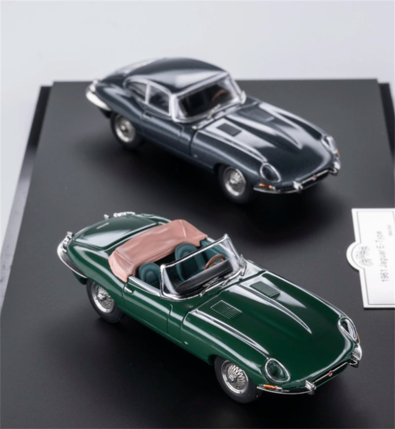 GFCC 1961 HEC Jaguar E-Type Roadster Convertible Green & Gray Dual car set Limited Edition 499PCS ONLY LHD 1:64 car Pre-built Model view6
