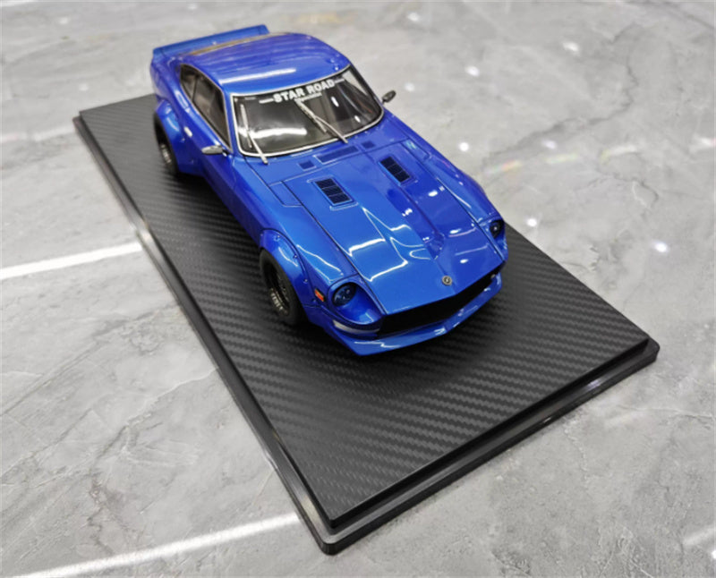 IGNITION MODEL Nissan Fairlady ZS30 STAR ROAD Metallic Blue 1:18 Car Pre-built Model view4